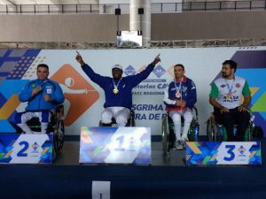 Alex conquista dois ouros e um bronze na Copa Brasil e segue