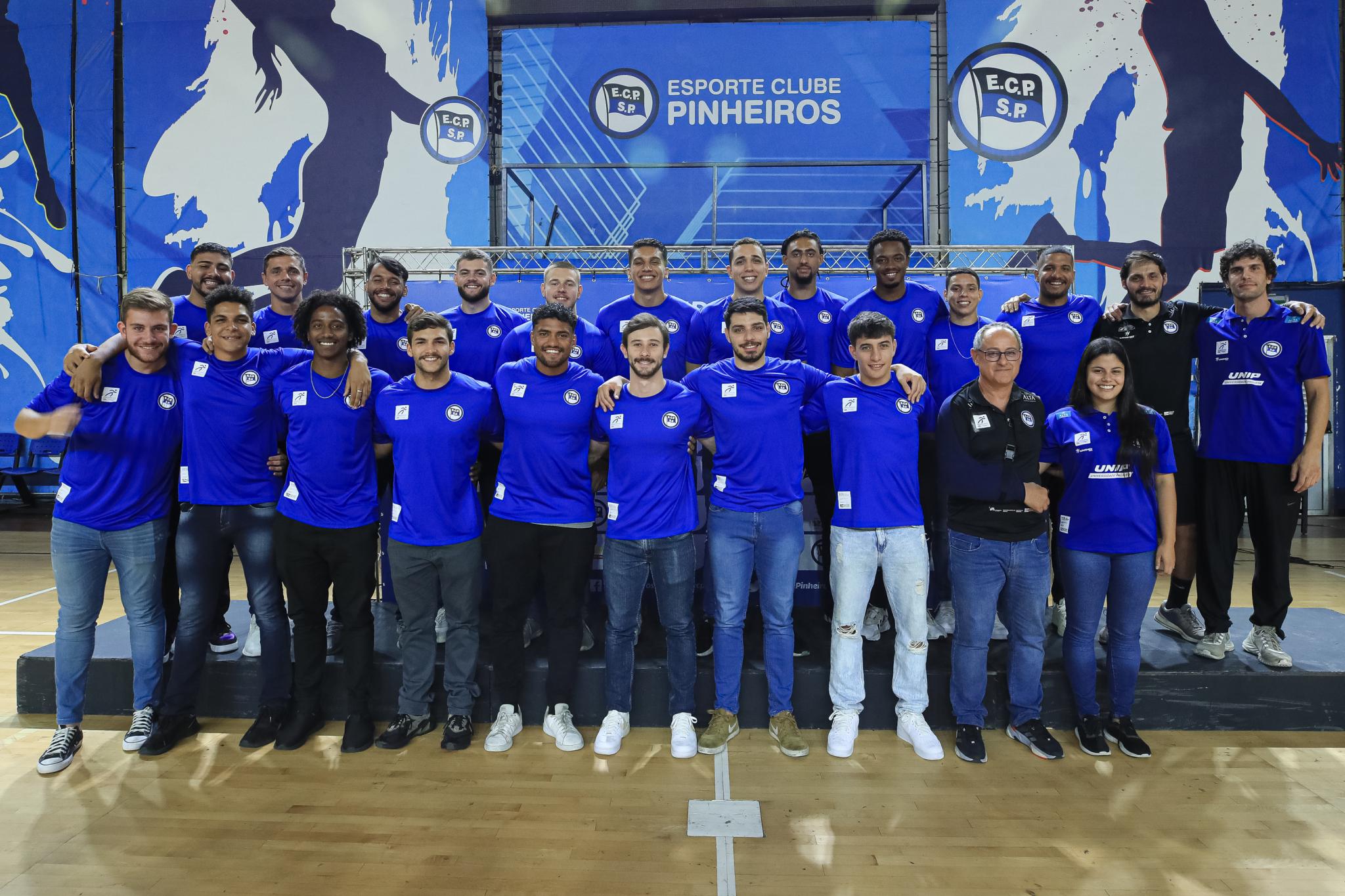 Praia Clube apresenta elenco para a Liga Nacional de Handebol