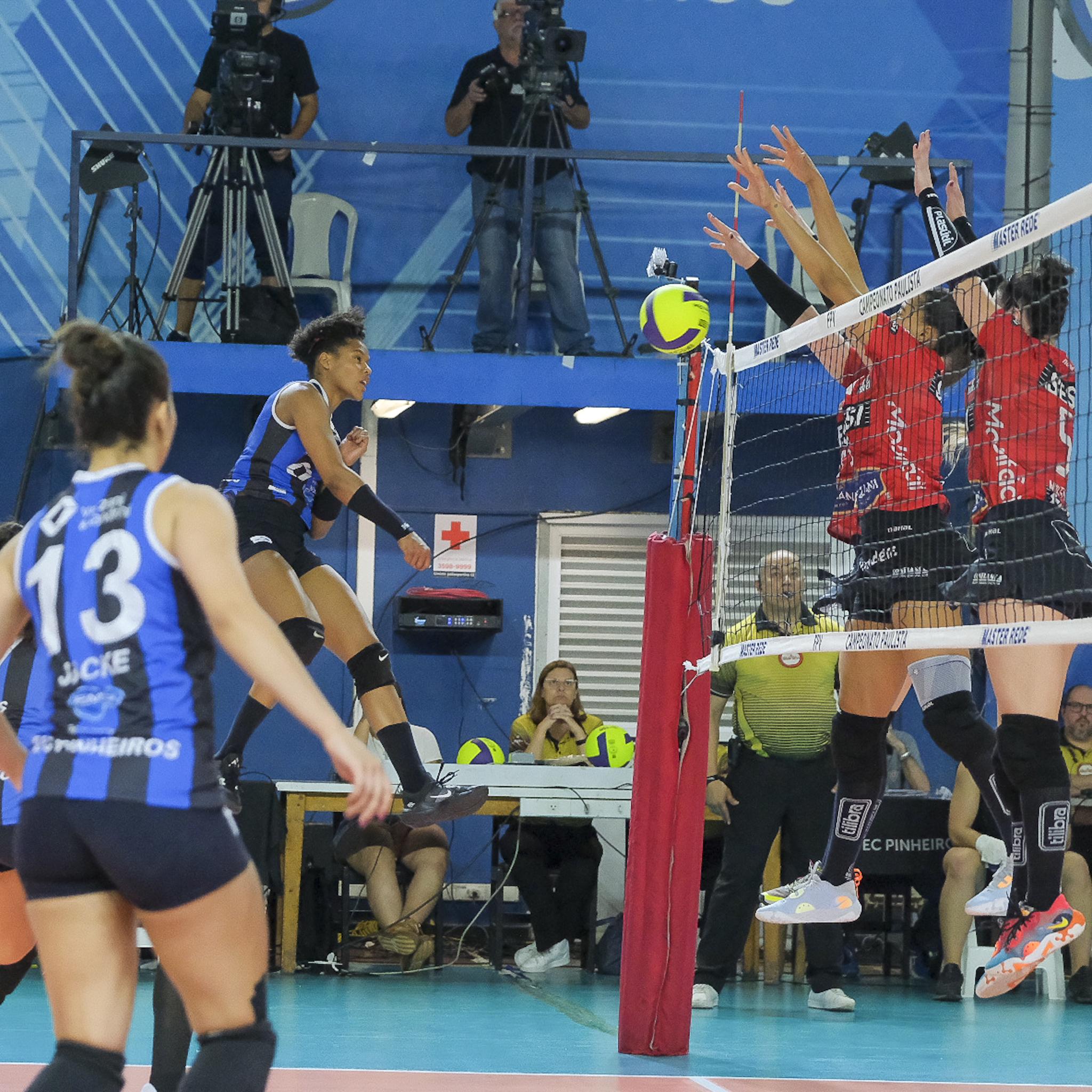 Sesi Bauru vence primeiro jogo da semifinal do Paulista