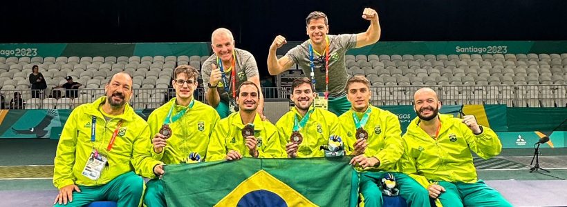 O brasileiro que derrotou o campeão mundial de xadrez - Placar - O futebol  sem barreiras para você