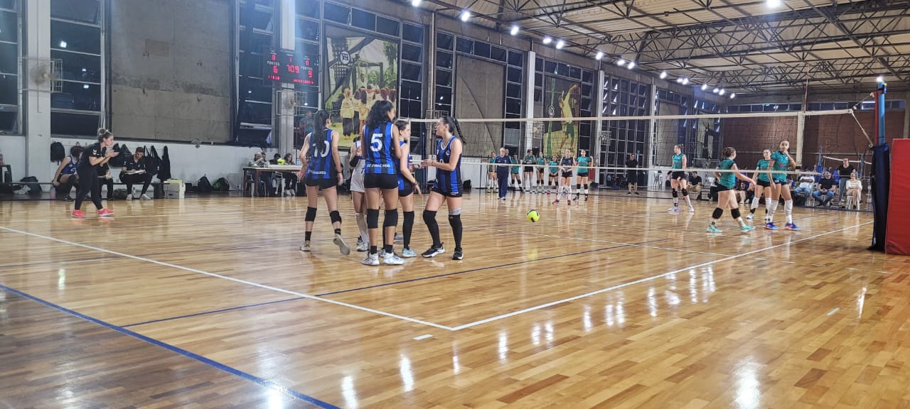 VÔLEI FEMININO - CAMPEONATO PAULISTA U15: CORTES DA PARTIDA ENTRE BARU